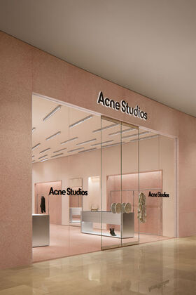 DISCOVER OUR STORES