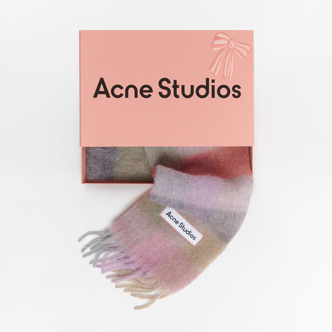 Acne Studios Acne Studios Services Acne Studios Acne Studios Services