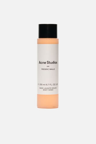 Acne Studios x Frederic Malle body wash
