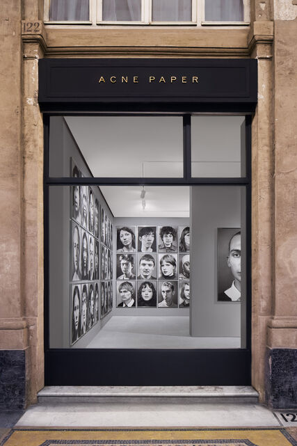 Acne Paper Palais Royal - Paul Kooiker