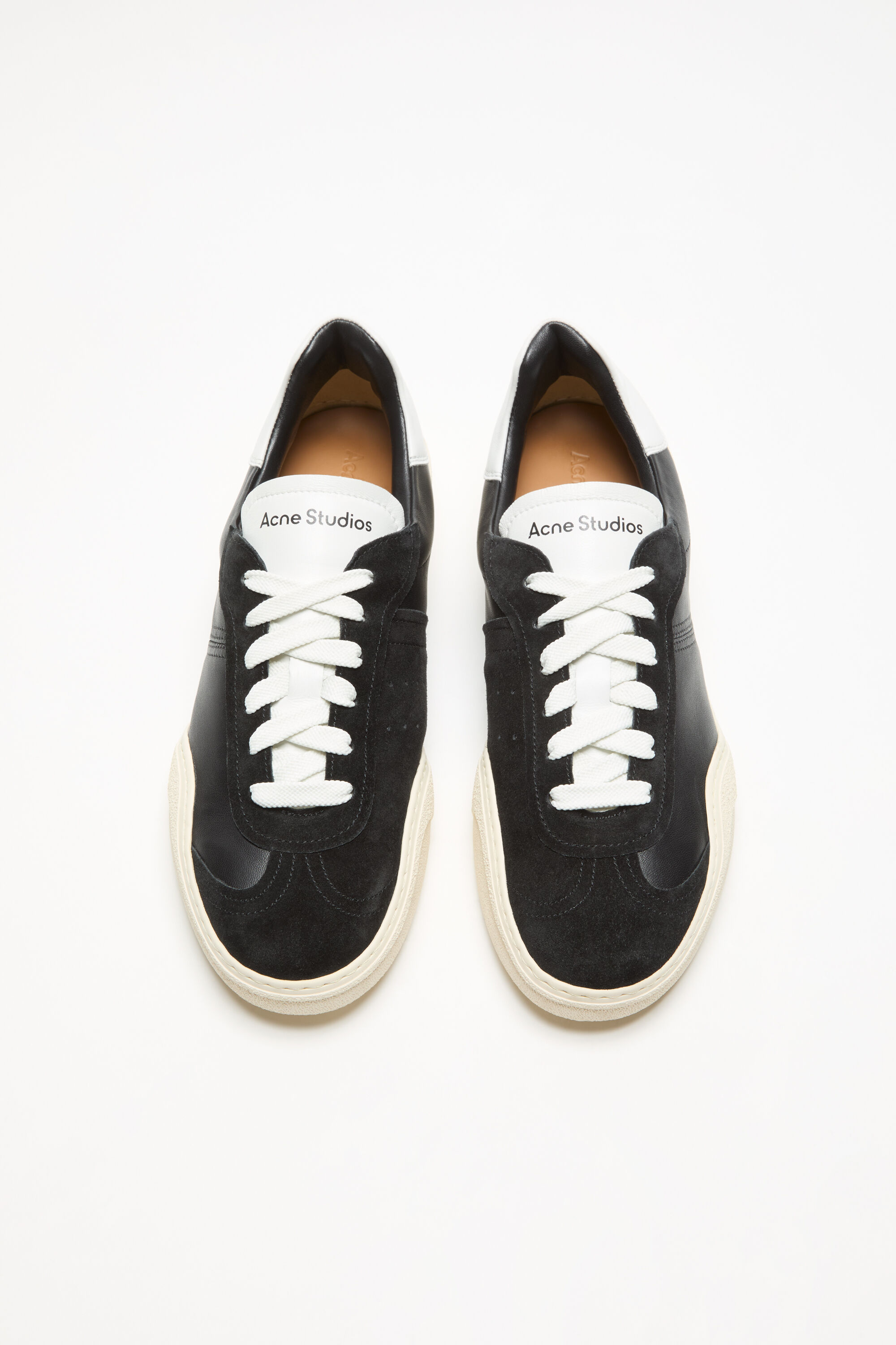 Acne Studios - Leather sneakers - Black/white