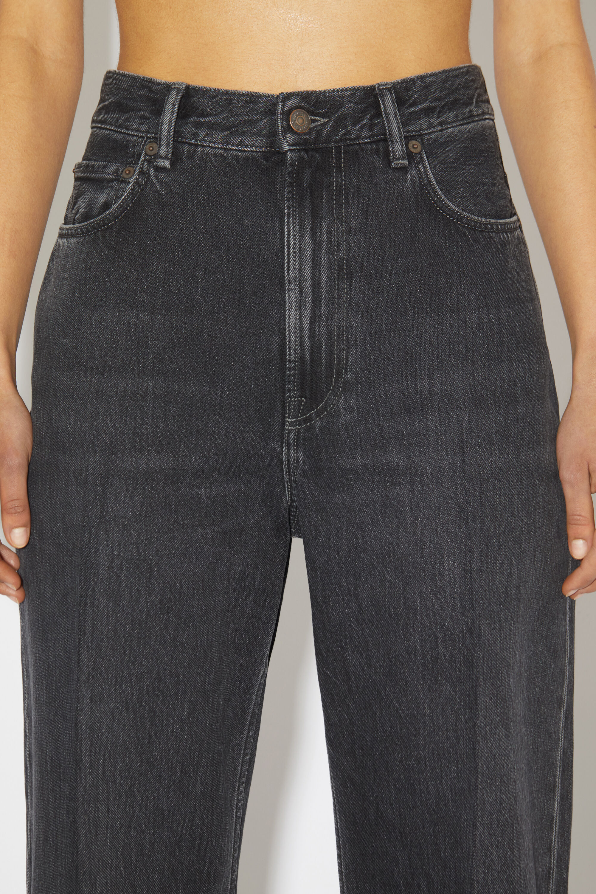 Relaxed fit jeans - 2022F