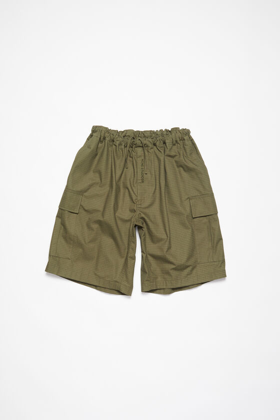 FN-MN-SHOR000213, Olive green
