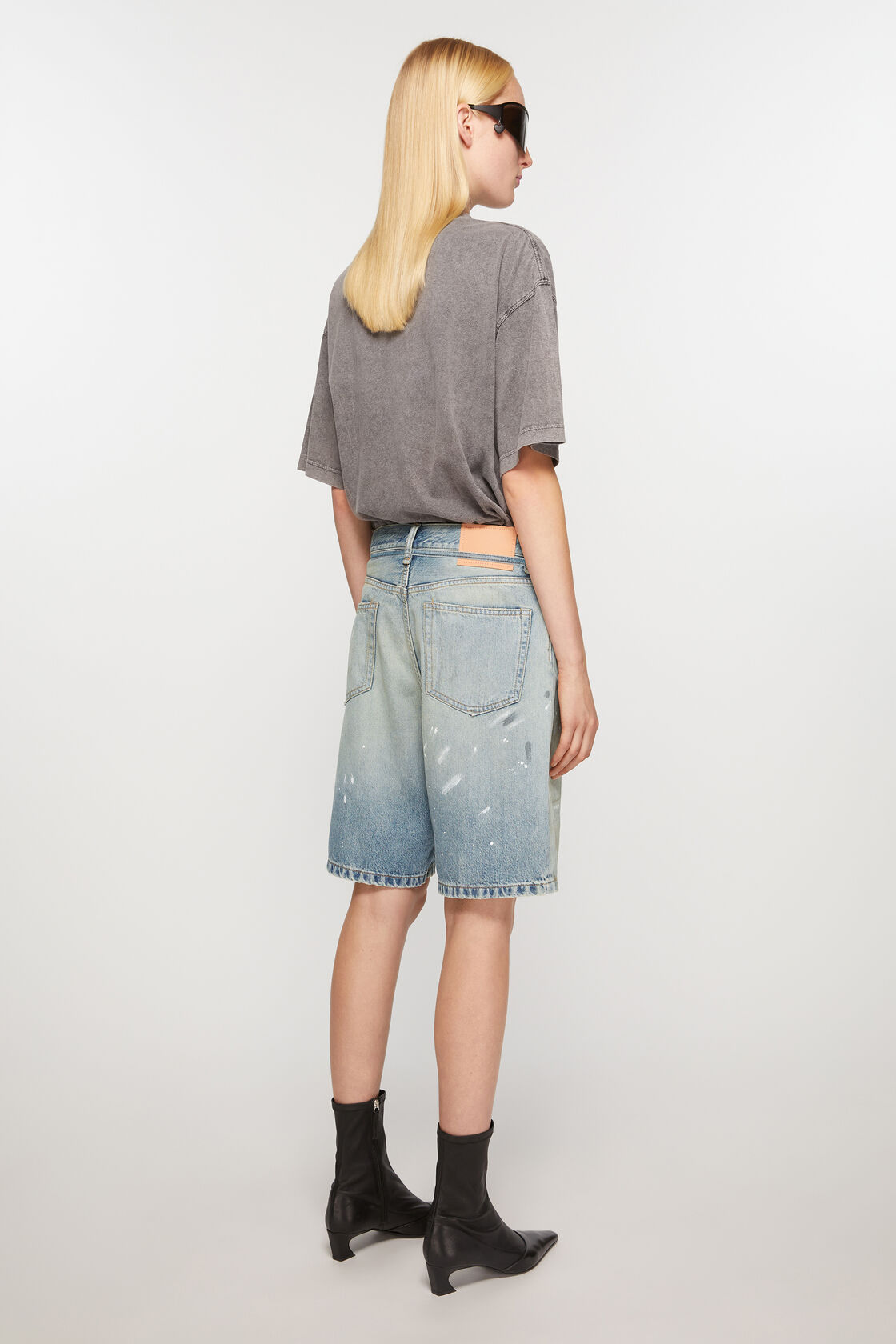 宽松版型丹宁短裤, 浅蓝色, 2000x