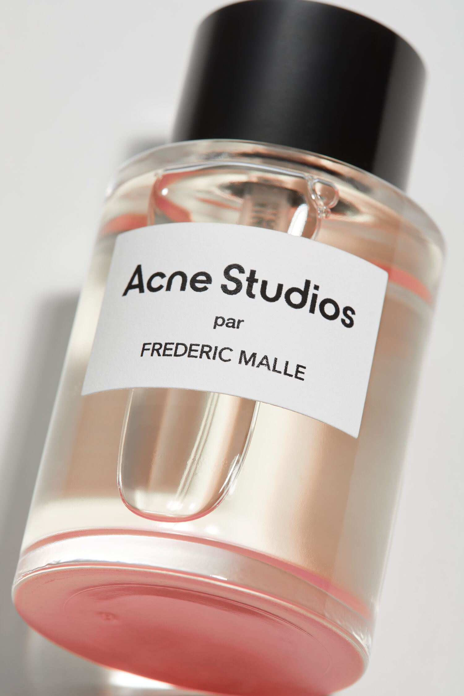 Acne Studios - Acne Studios par Frédéric Malle by Suzy Le Helley - 100 ...
