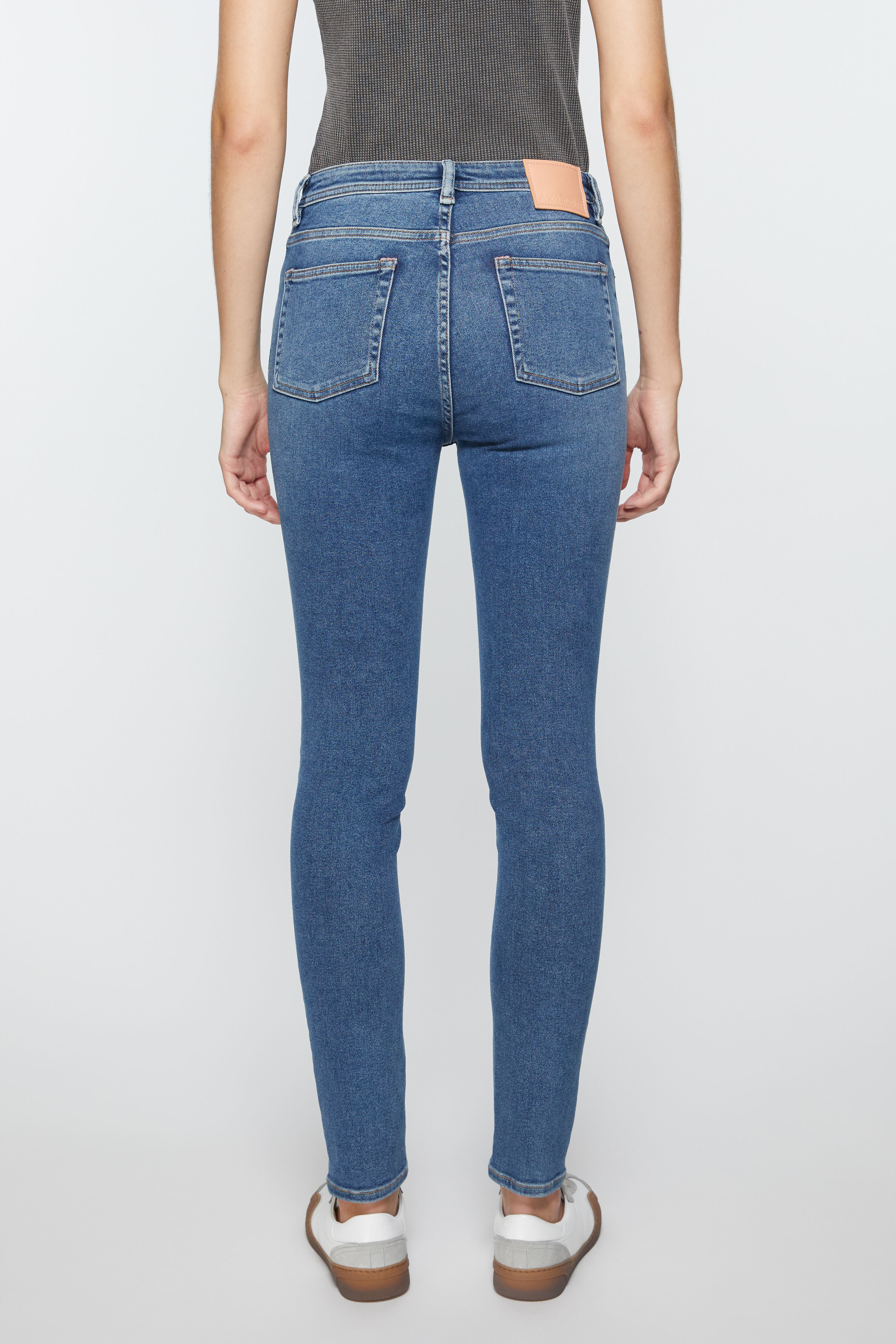 Acne Studios - スキニーフィットジーンズ - Peg - ミッドブルー Acne Studios - スキニーフィットジーンズ - Peg - ミッドブルー