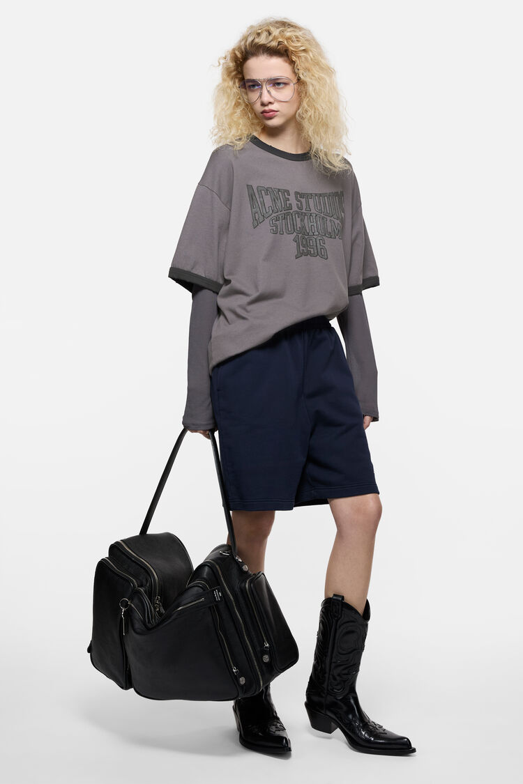 RW-WN-TSHI000028, Dark purple/black