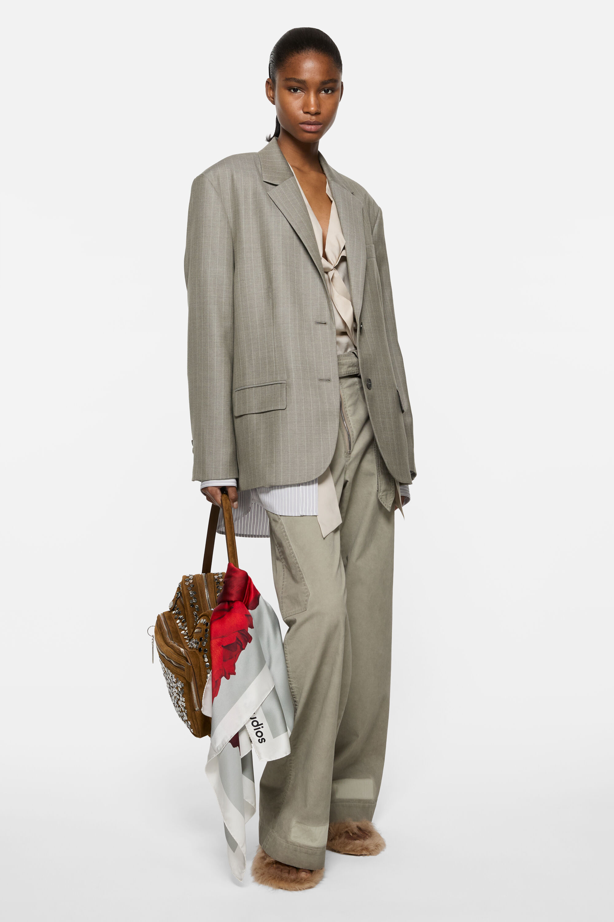 Acne Studios グレー ジャケット Acne Studios - Nylon logo jacket - Mud grey