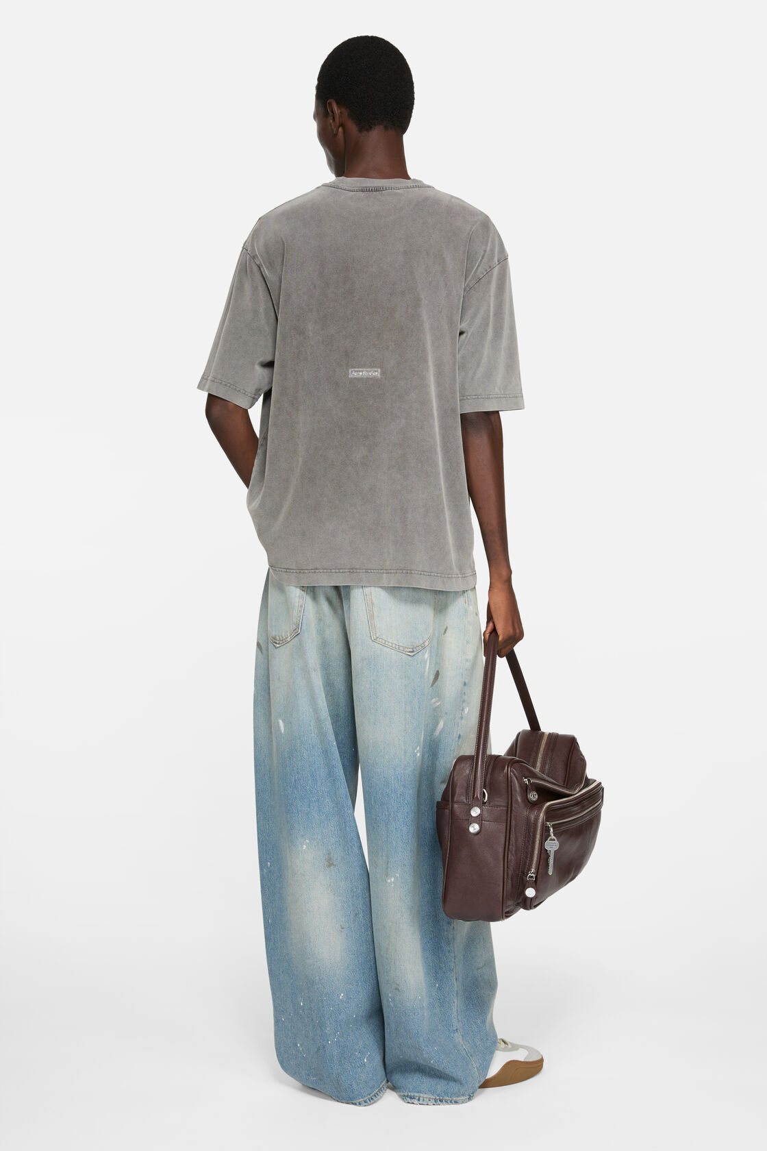 Crew neck t-shirt - Relaxed unisex fit, Faded black, 2000x