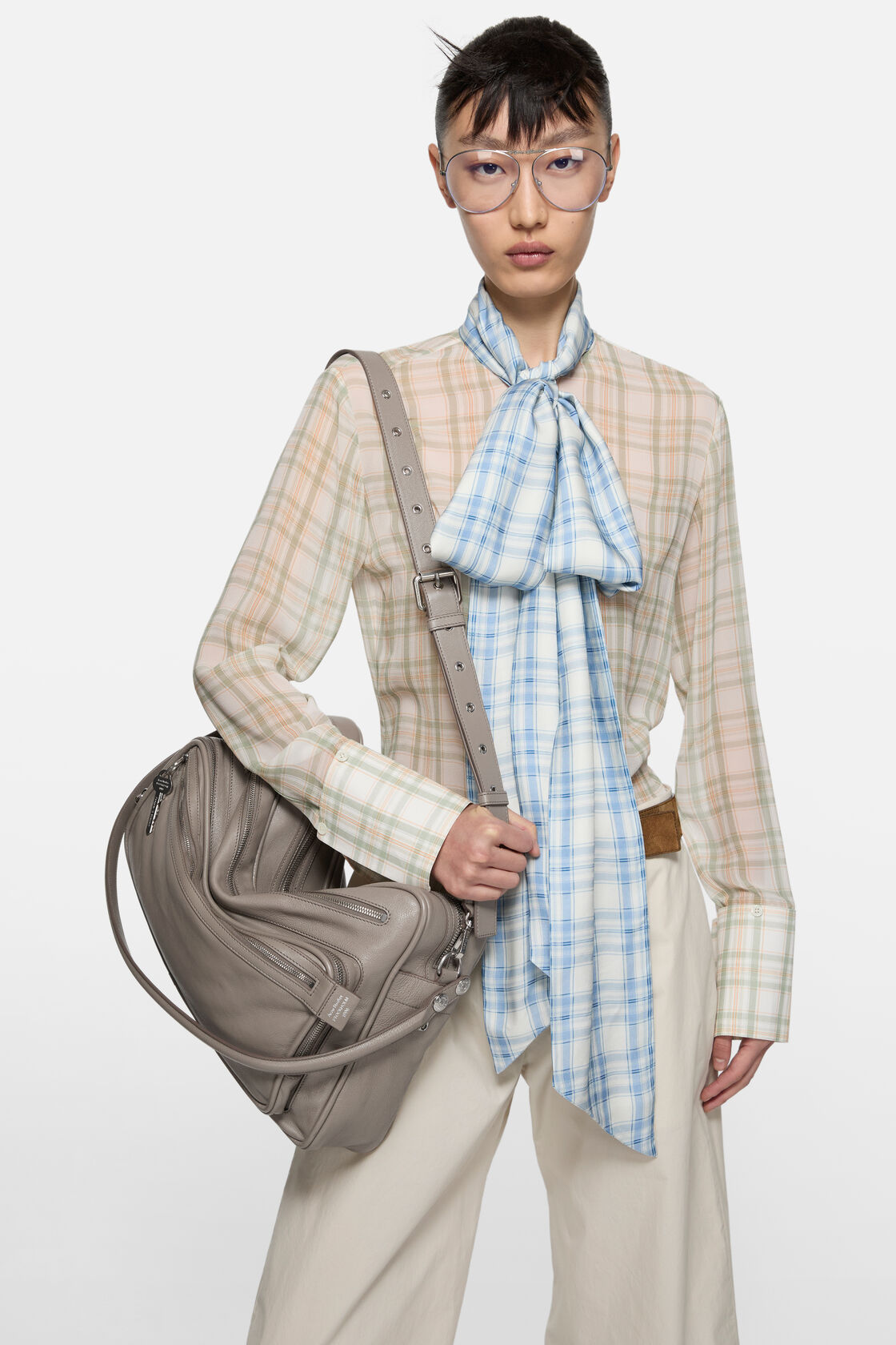 Camero Camera shoulder bag, Taupe beige, 2000x