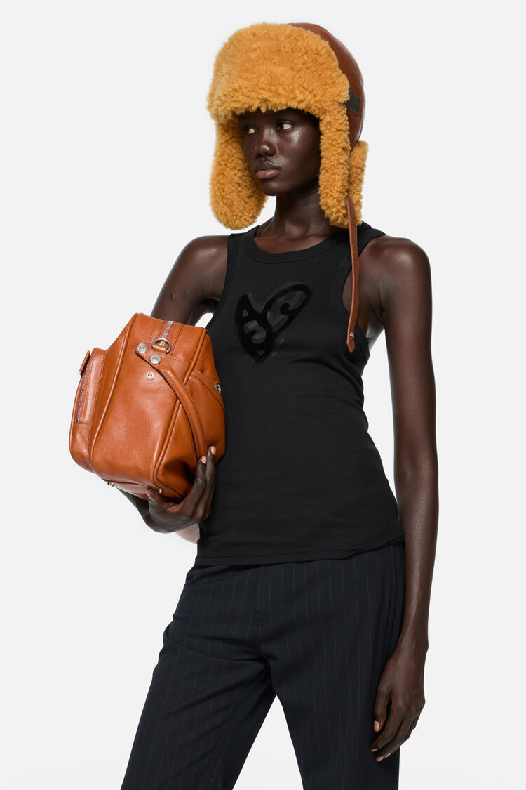 FN-UX-TSHI000132, Black