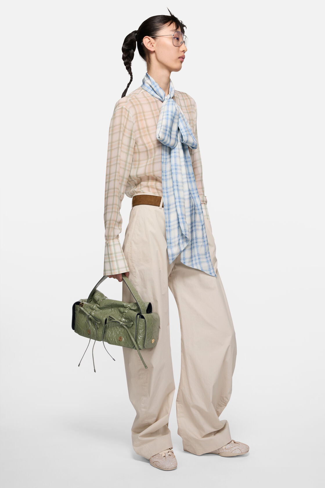 Multipocket shoulder bag, Wheat green, 2000x