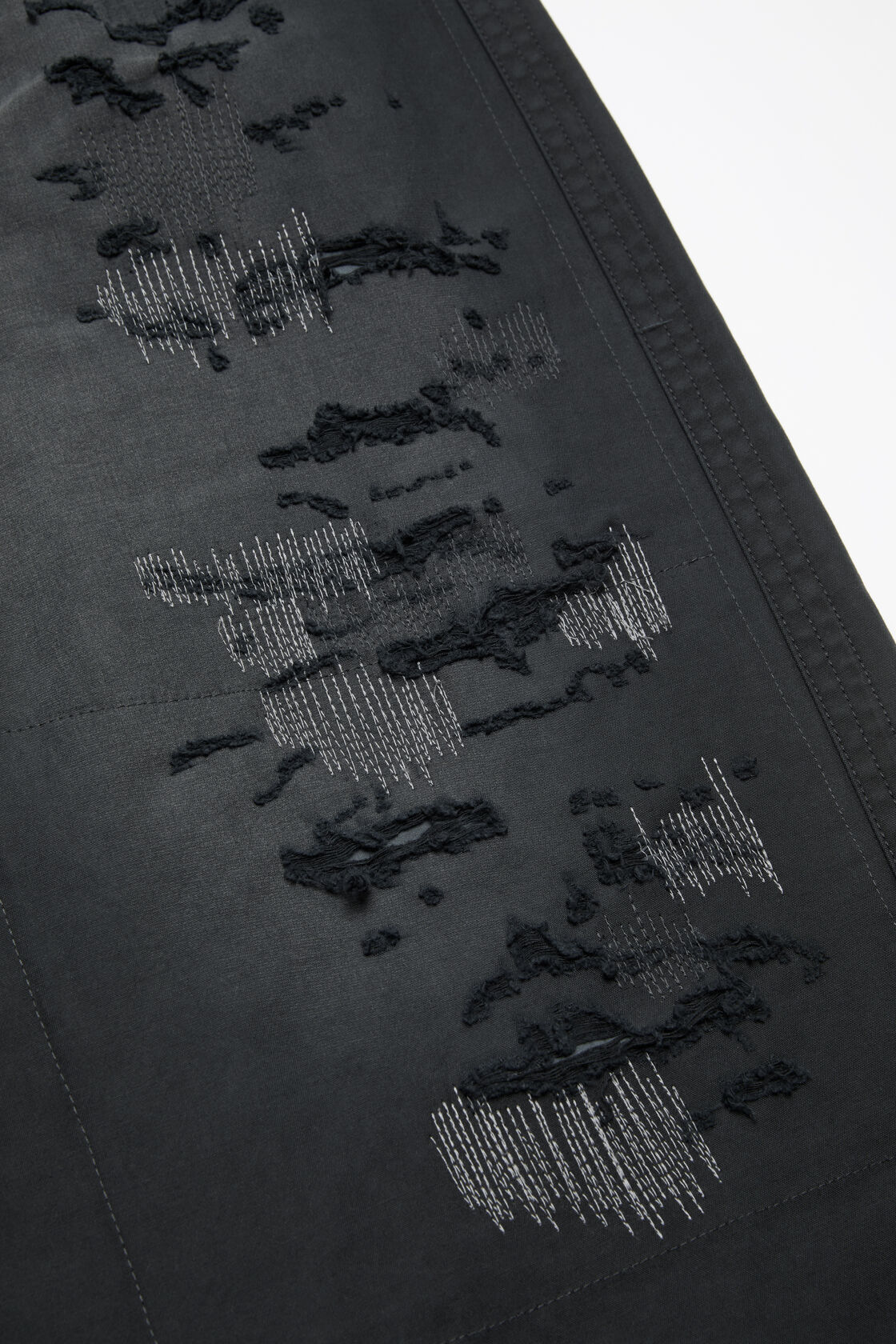 Mended trousers - Regular fit, Black, 2000x