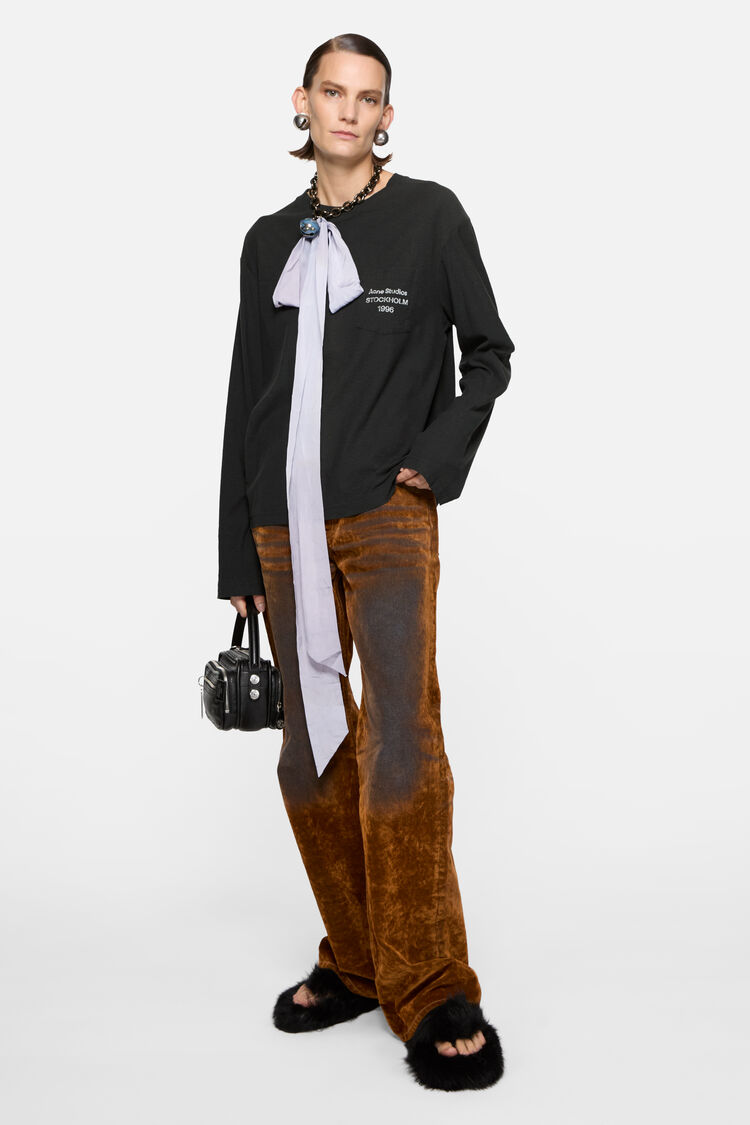 FN-UX-TSHI000237, Faded black