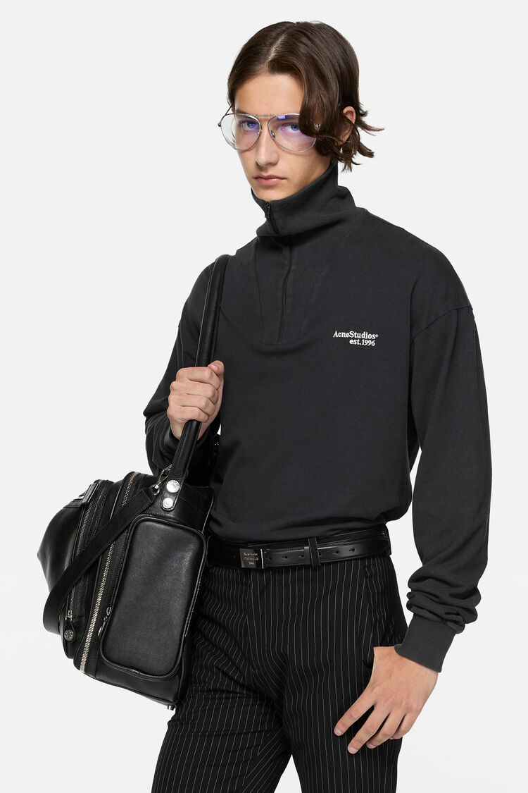 FN-MN-SWEA000405, Black