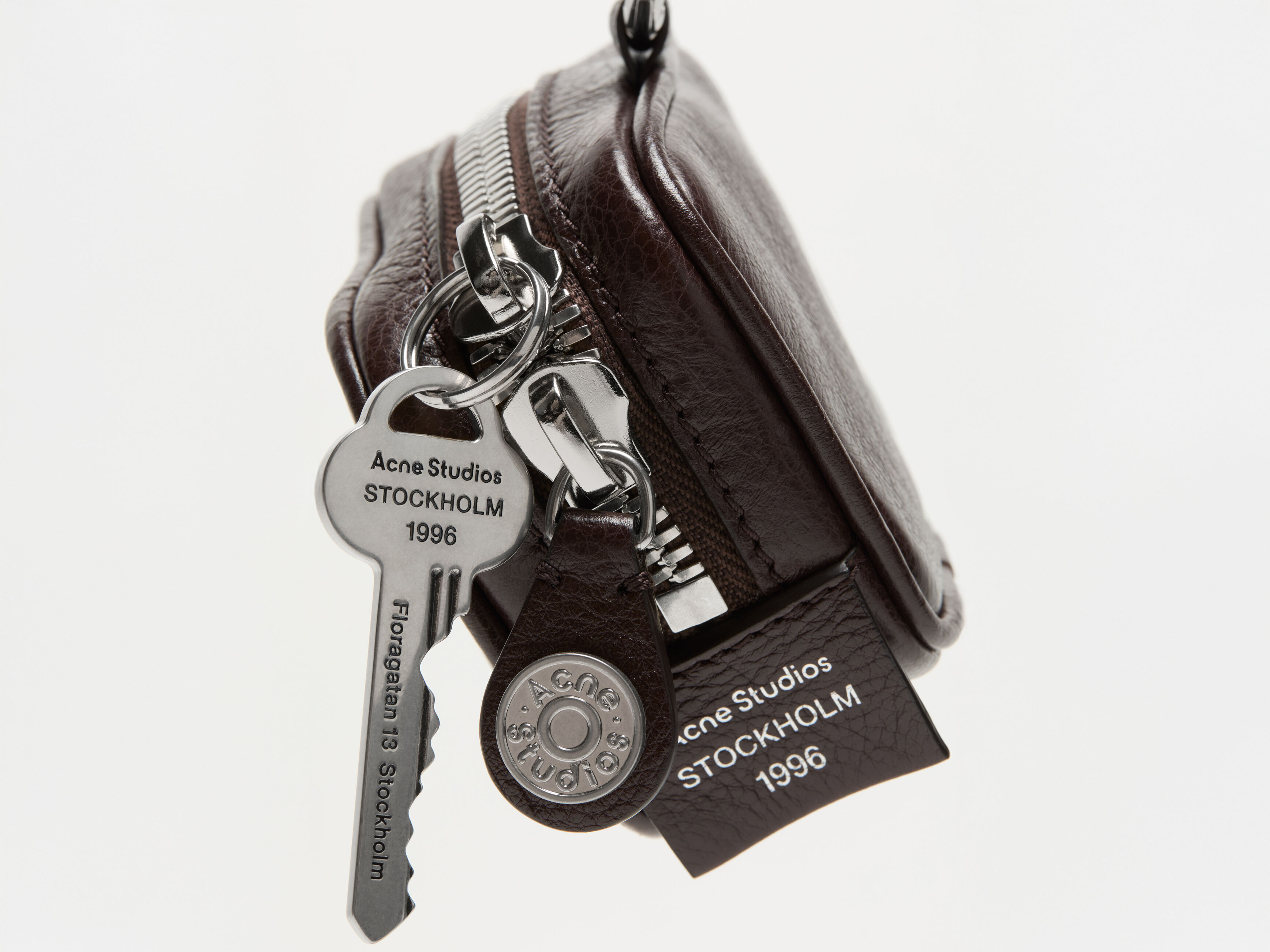 Acne Studios - Camero Clip - Chocolate brown