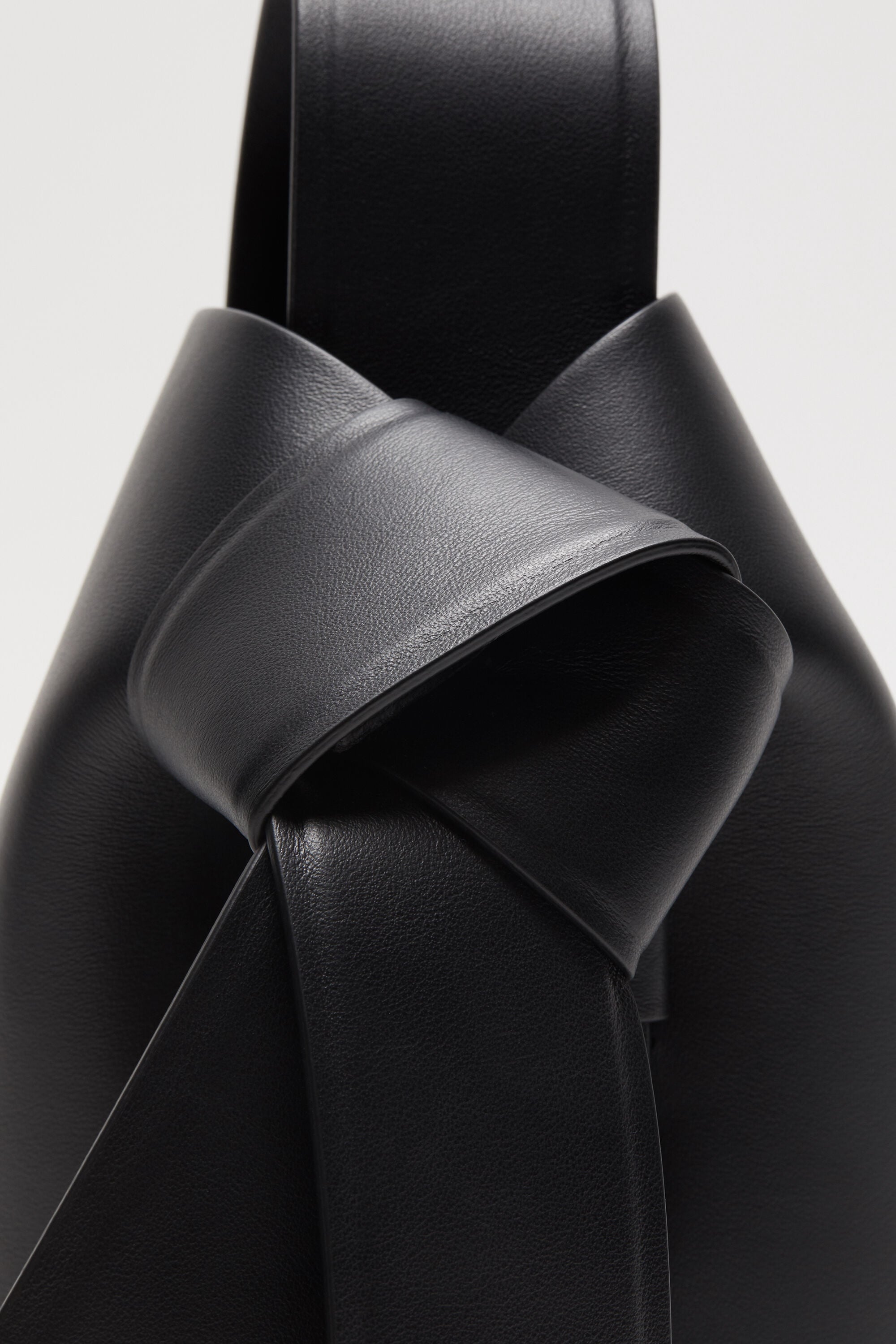 Acne Studios - Musubi mini shoulder bag - Black