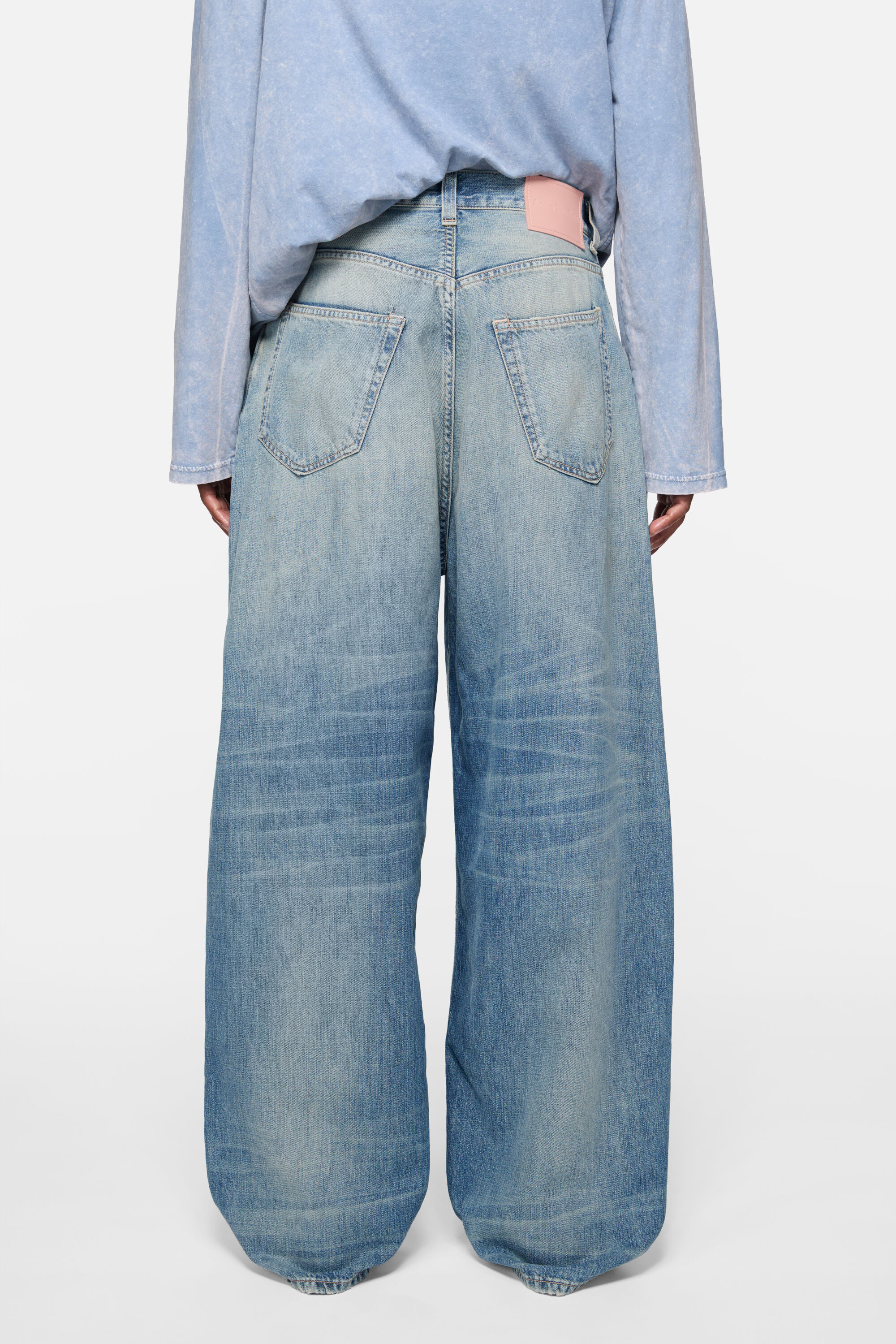 〜5月末 acne ss13ショーピース NEEDLES〉SPRING SUMMER 2026 exclusively for NEPENTHES WOMAN