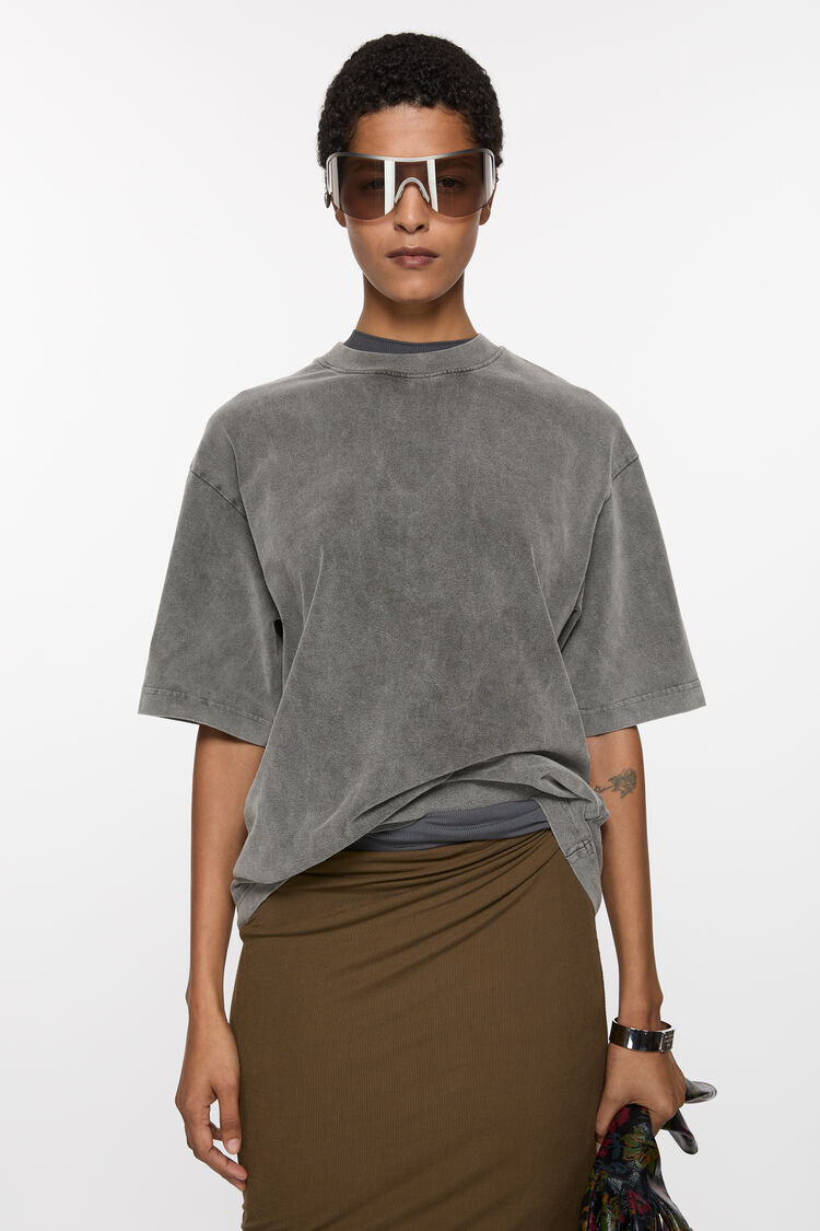 FN-UX-TSHI000018, Faded black