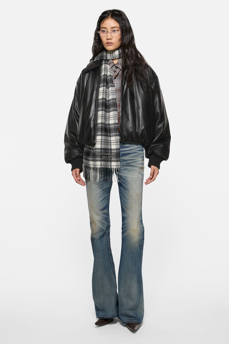 FN-WN-OUTW001084, Black