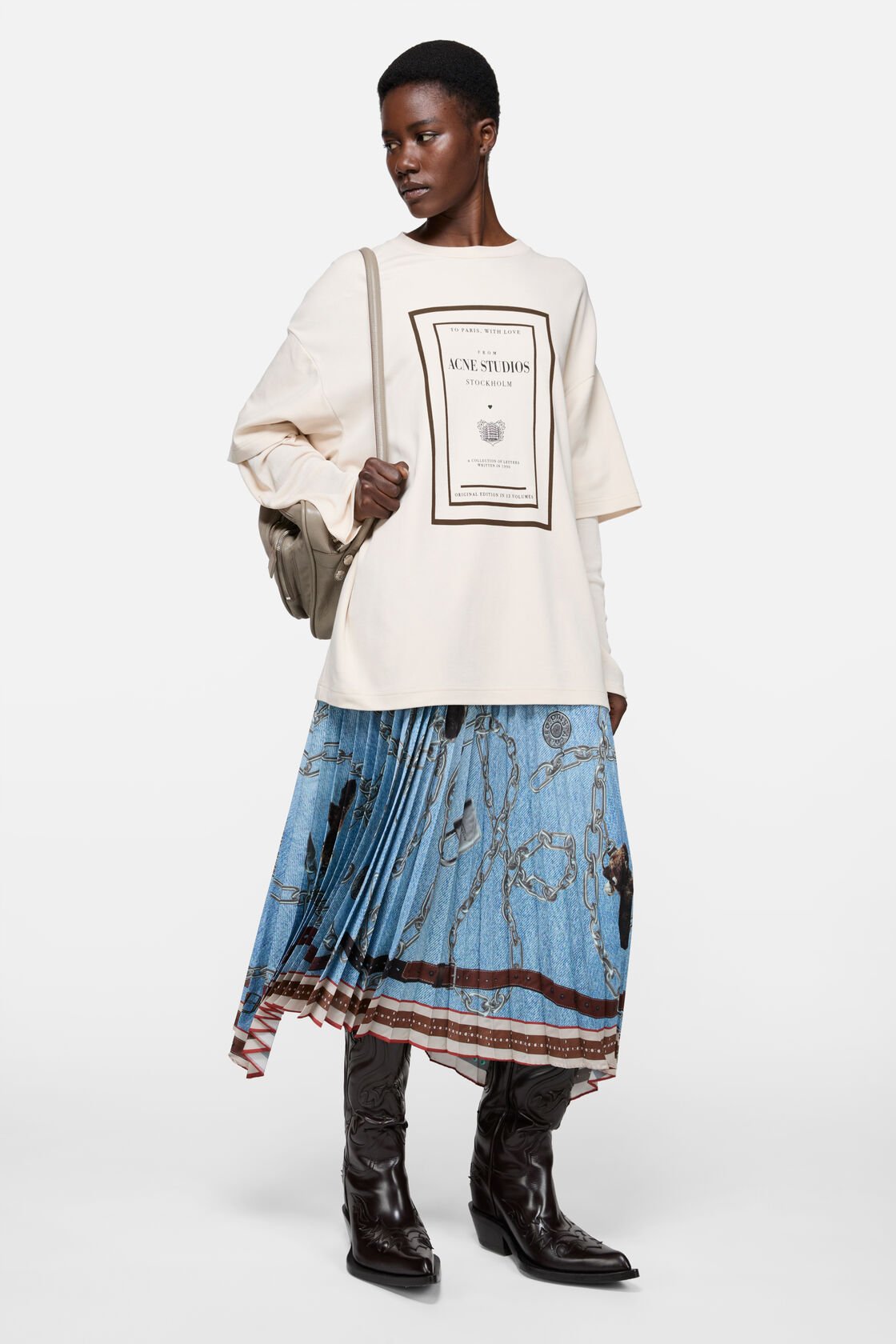 Layered graphic t-shirt, Warm beige, 2000x