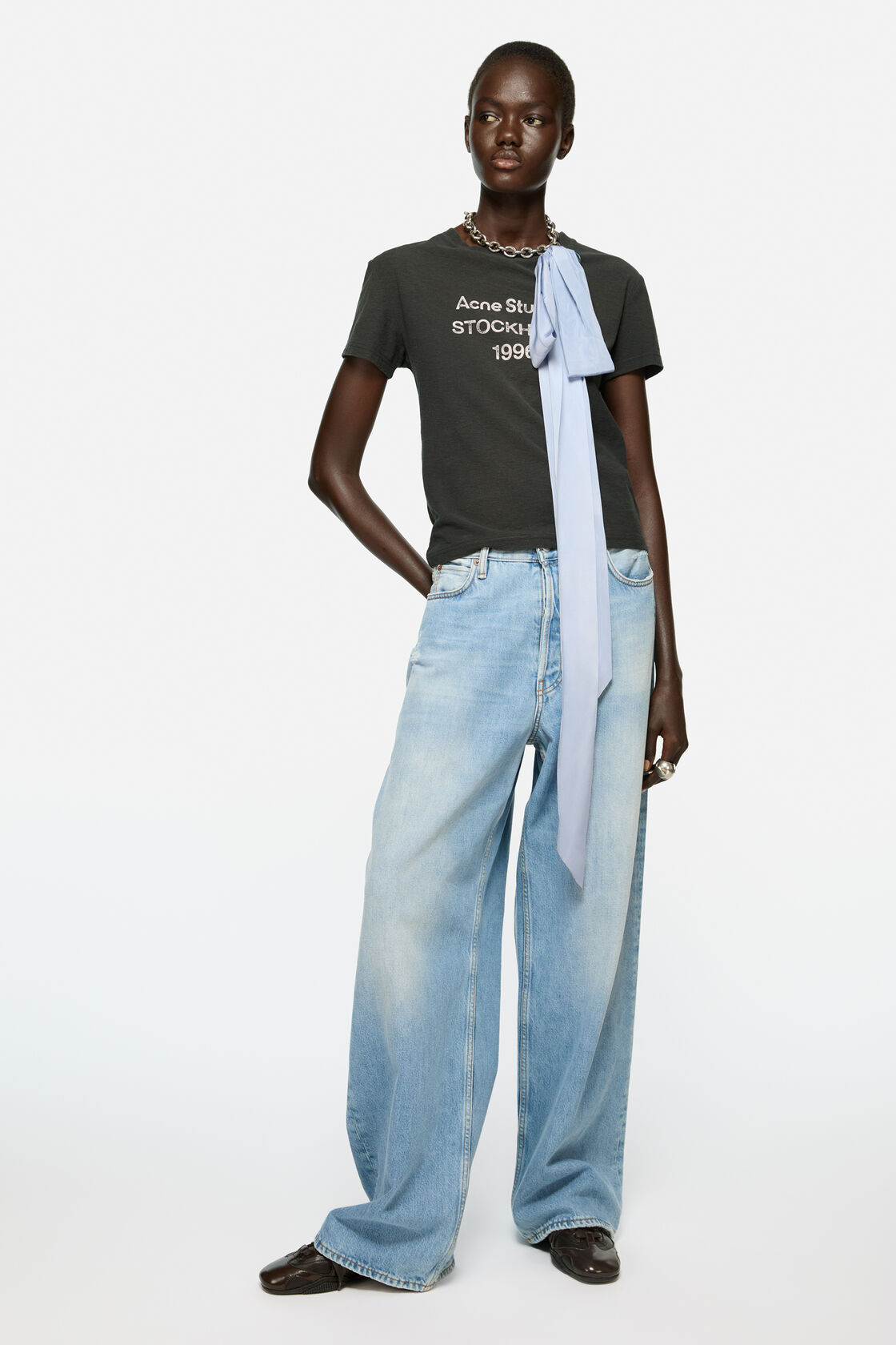 Logo T-shirt, Faded black, 2000x