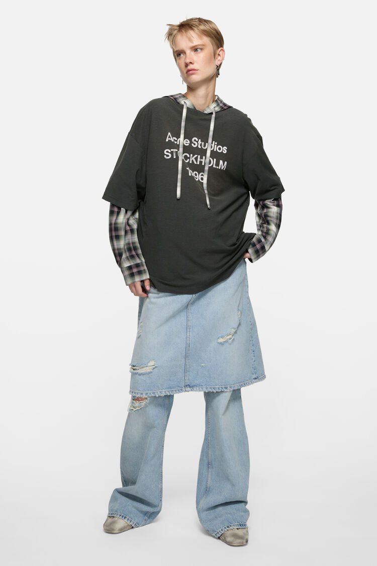 FN-UX-TSHI000013, Faded black