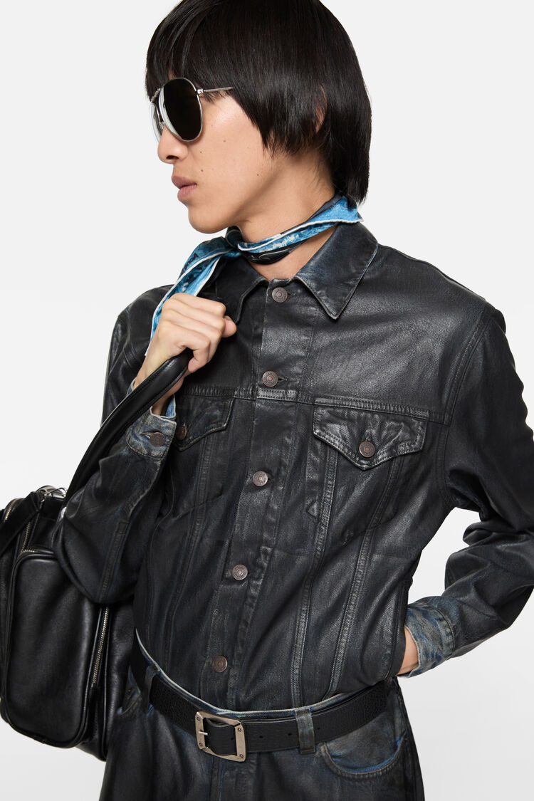 FN-UX-OUTW000104, Black