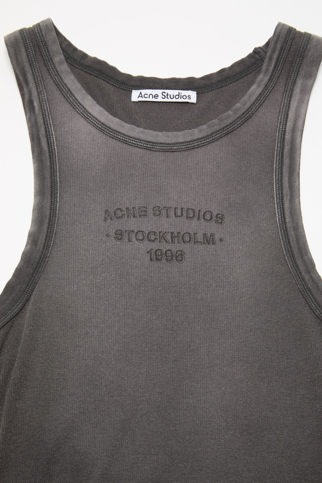 Sprayed tank top, Faded black, 2000x