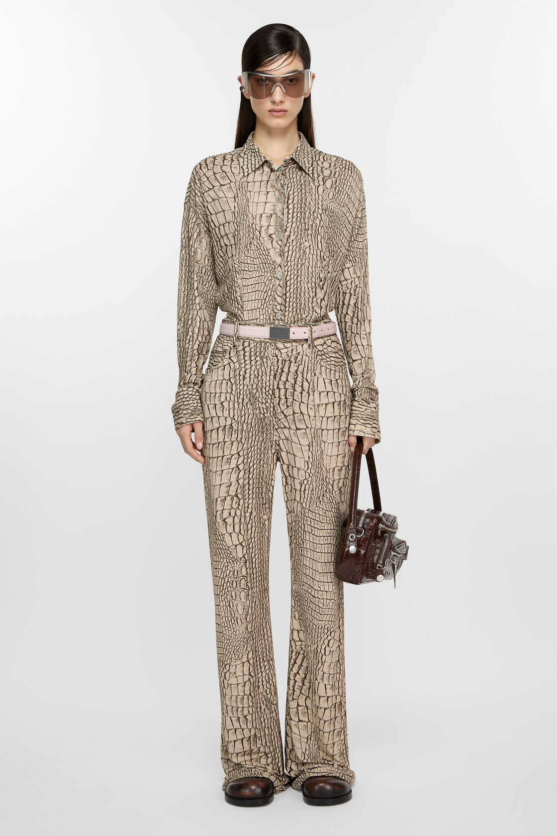 徽标铭牌腰带, 淡粉色, 2000x