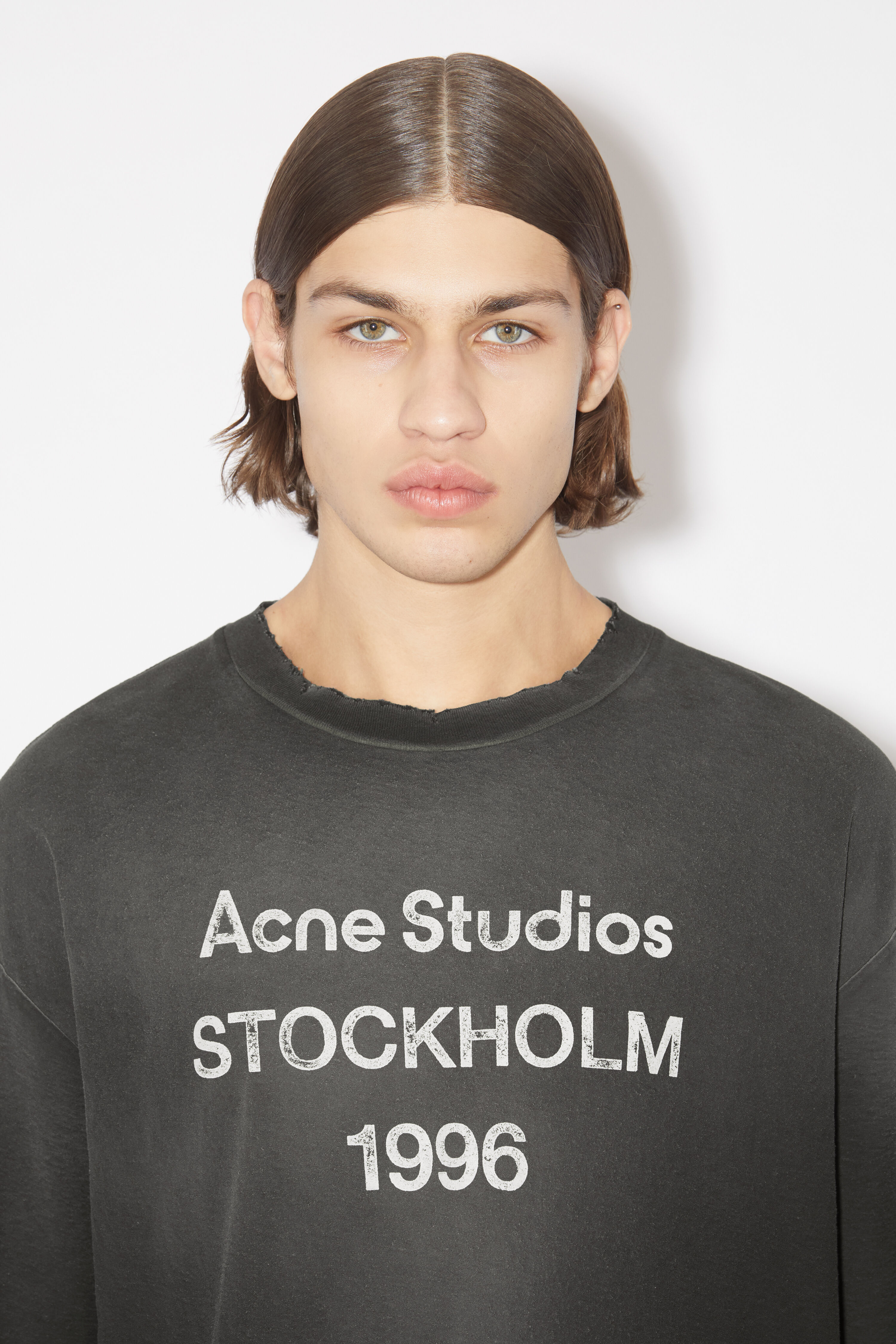 acne studious ロゴ　S Tシャツ　ブラック