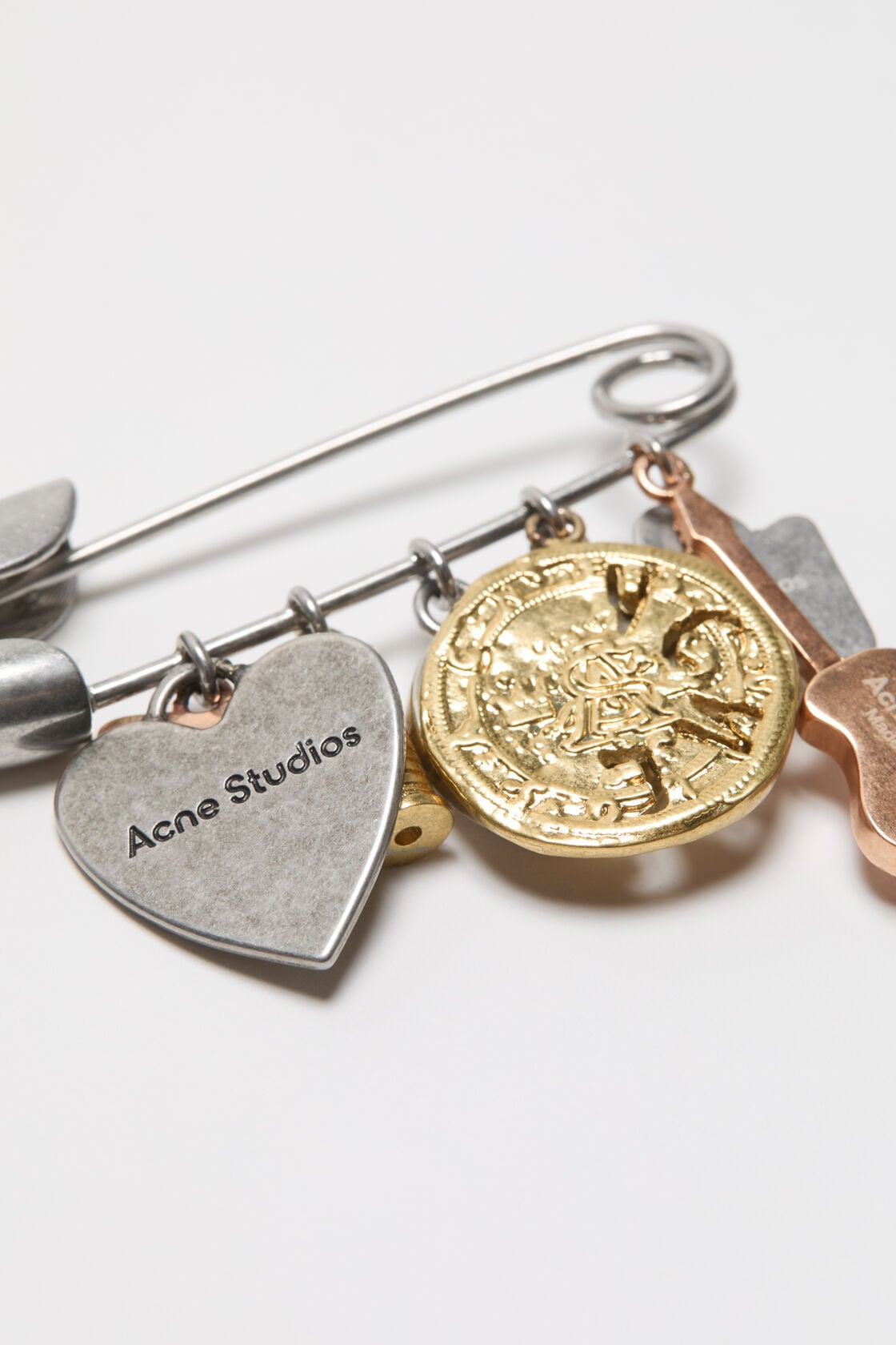 Brooch with charms, Semi matt silver/Multi, 2000x