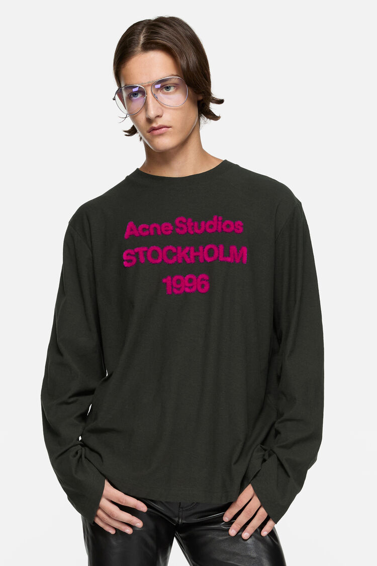 RW-UX-TSHI000001, Black