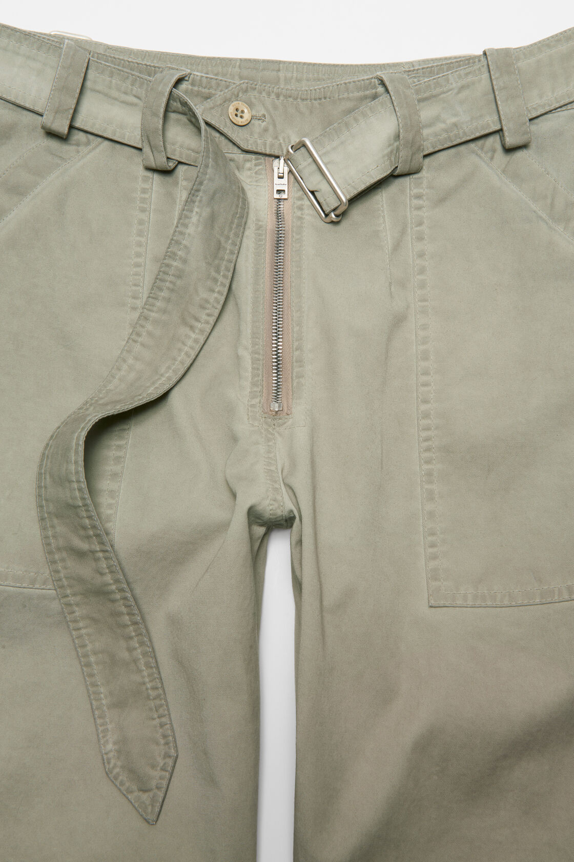 配腰带斜纹面料长裤, 米灰色, 2000x