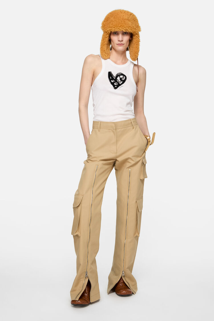 FN-UX-TSHI000132, 光白色