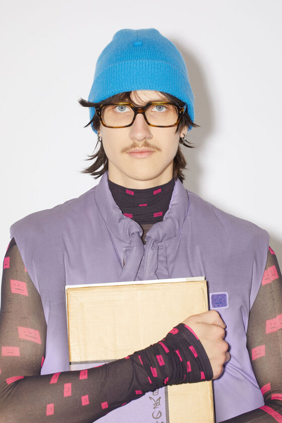 Acne Studios - Beanie mit Micro-Face-Aufnäher - Saphirblau