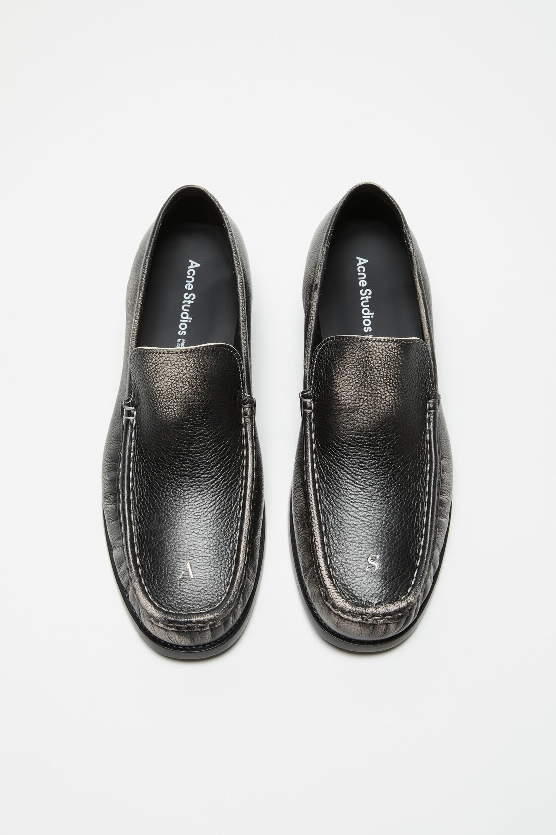 Painted leather loafers, White/black, 2000x