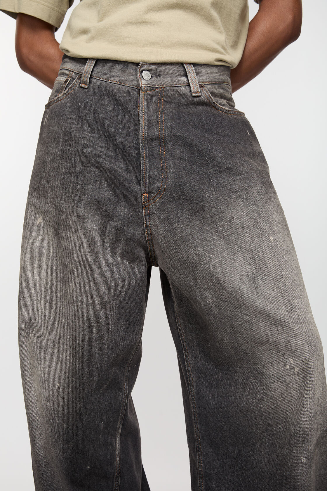 Loose fit jeans - 2023, Black, 2000x