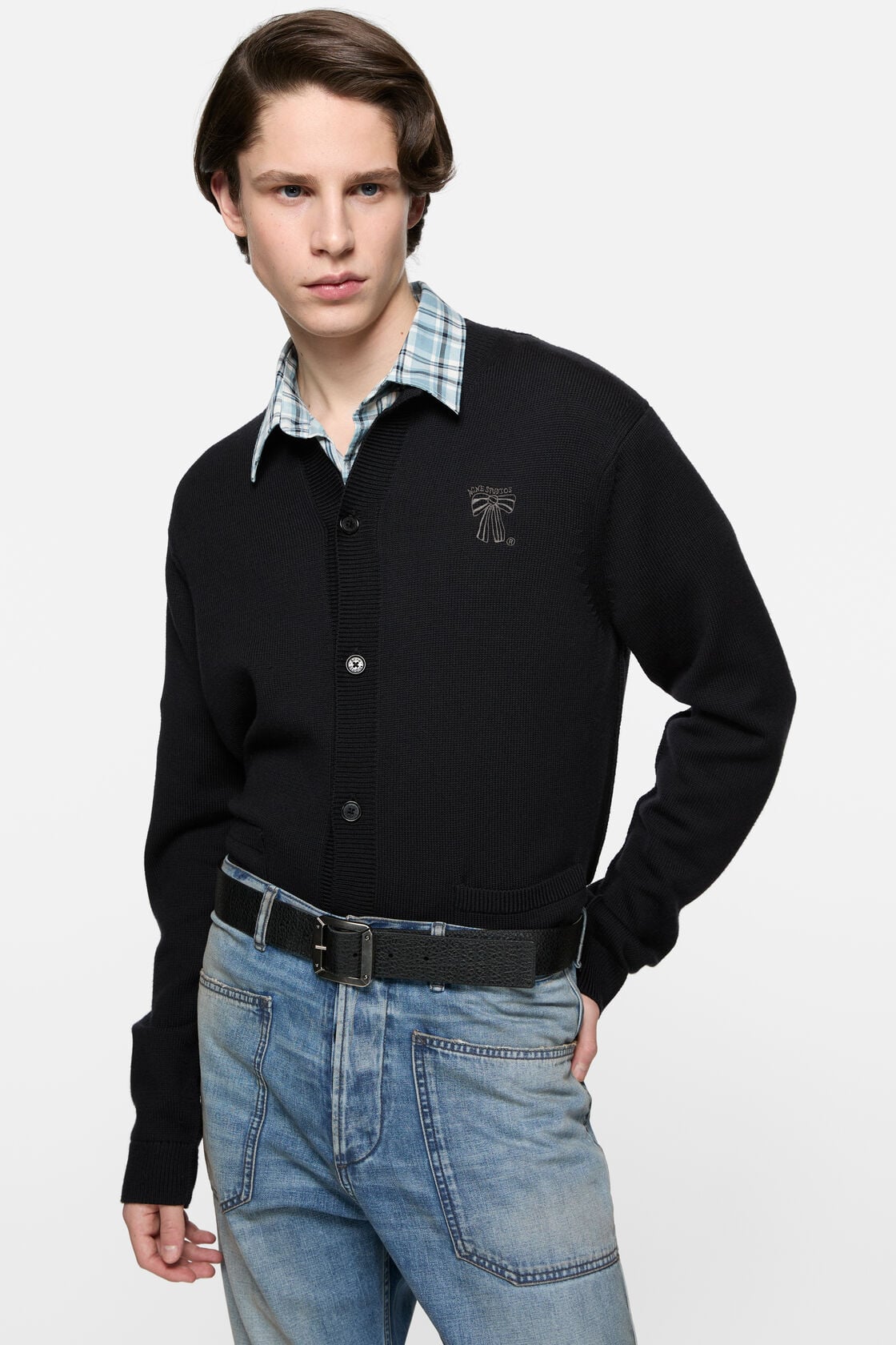 Crewneck bow logo cardigan, Black, 2000x