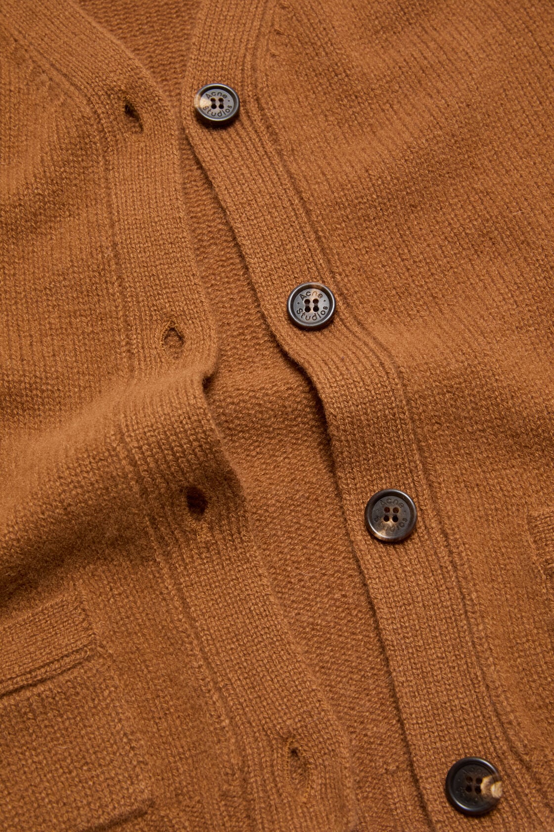 Cashmere V-Neck Cardigan, Mid brown, 2000x