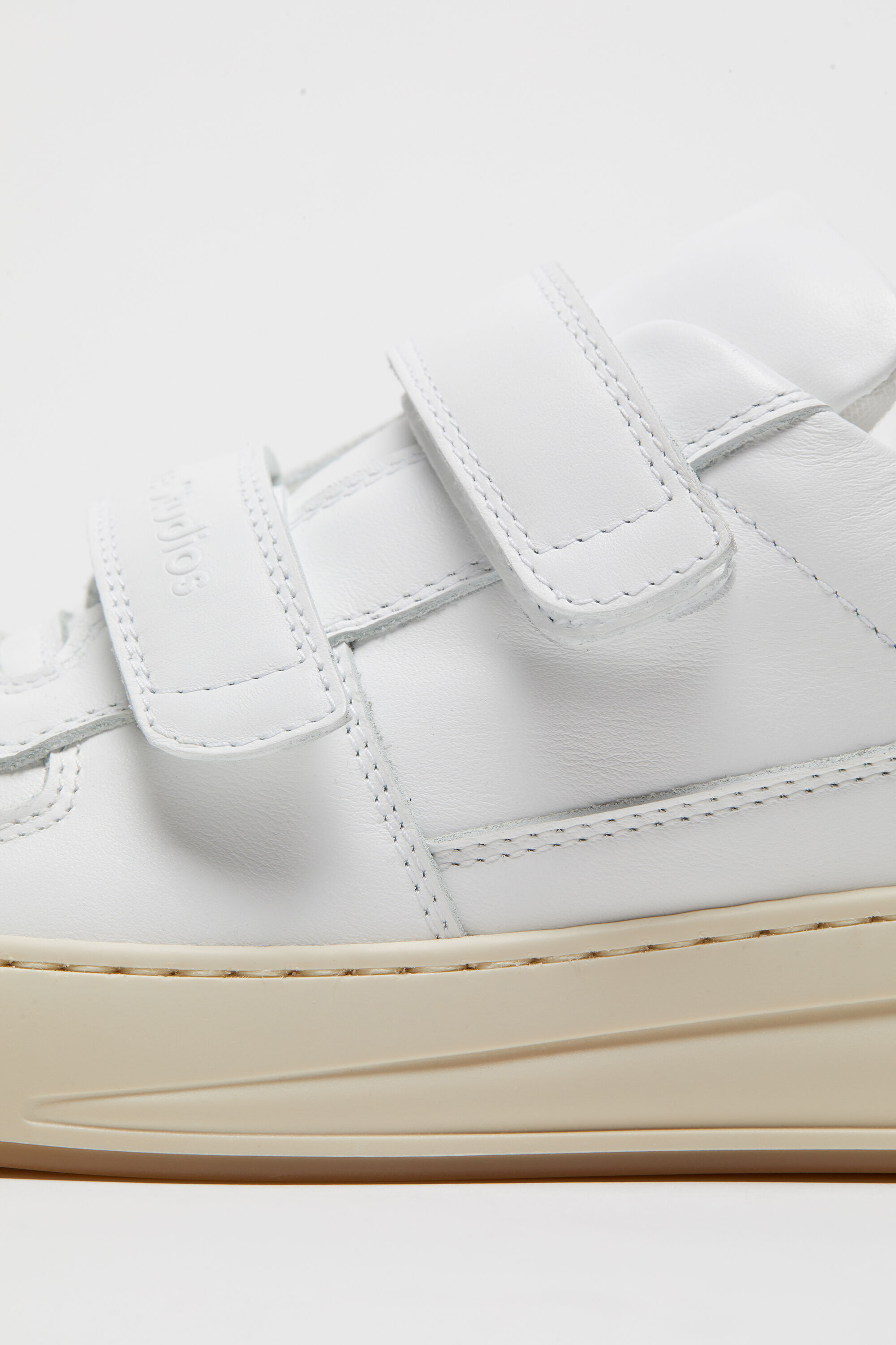 Acne Studios - Velcro strap sneakers - Optic white/ecru Acne Studios - Velcro strap sneakers - Optic white/ecru