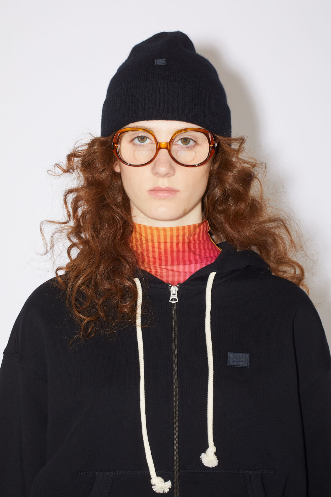 Hooded zippered sweatshirt, Black, 2000x