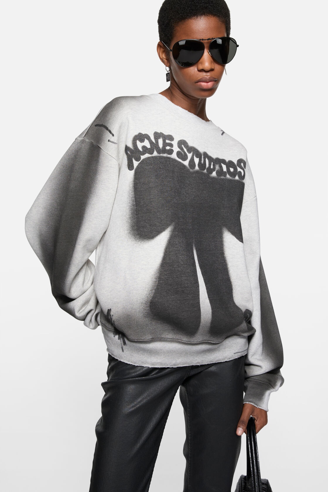 Fleece logo sweater, Pale Grey Melange, 2000x