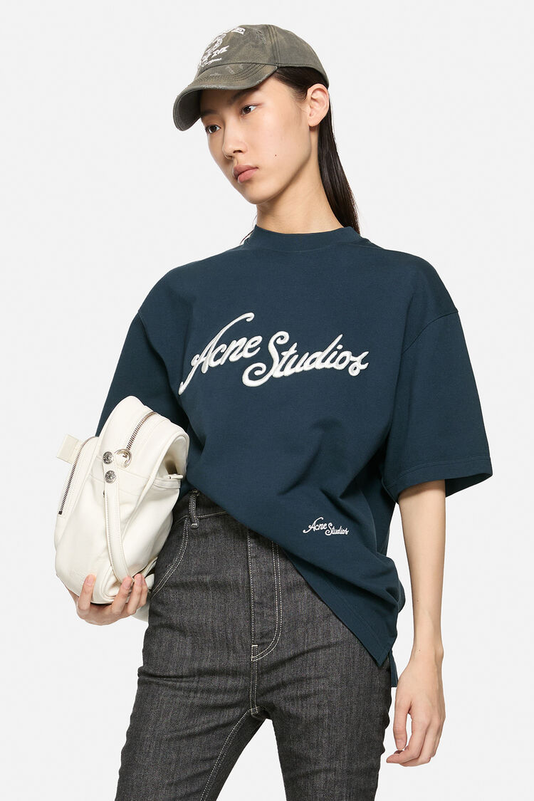 FN-UX-TSHI000121, Deep blue