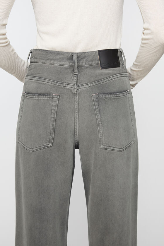 Acne Studios - Jeans in lockerer Passform – 2022F - Anthrazitgrau 