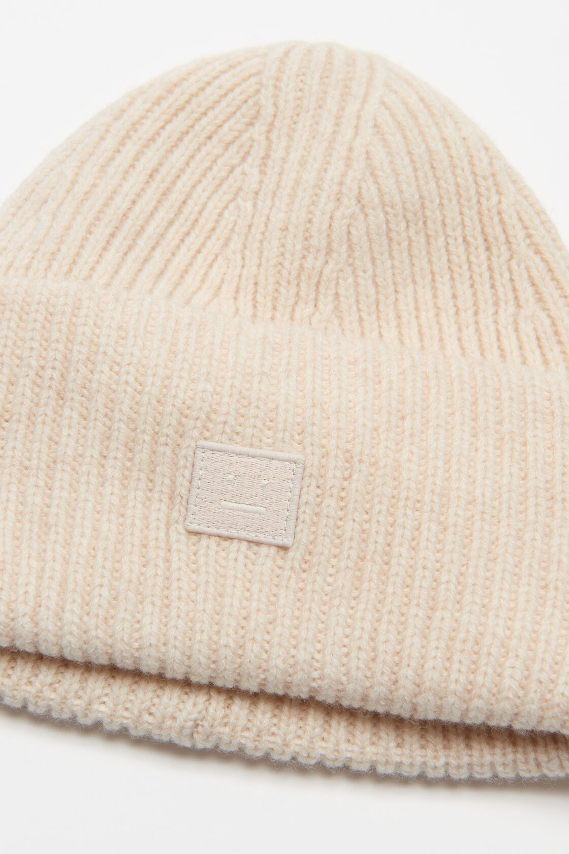 Small face logo beanie, Oatmeal melange, 2000x