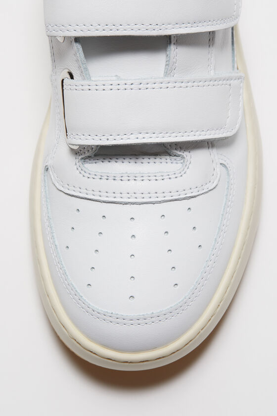 Compulsion Almindeligt dobbelt Acne Studios - Velcro strap sneakers - White