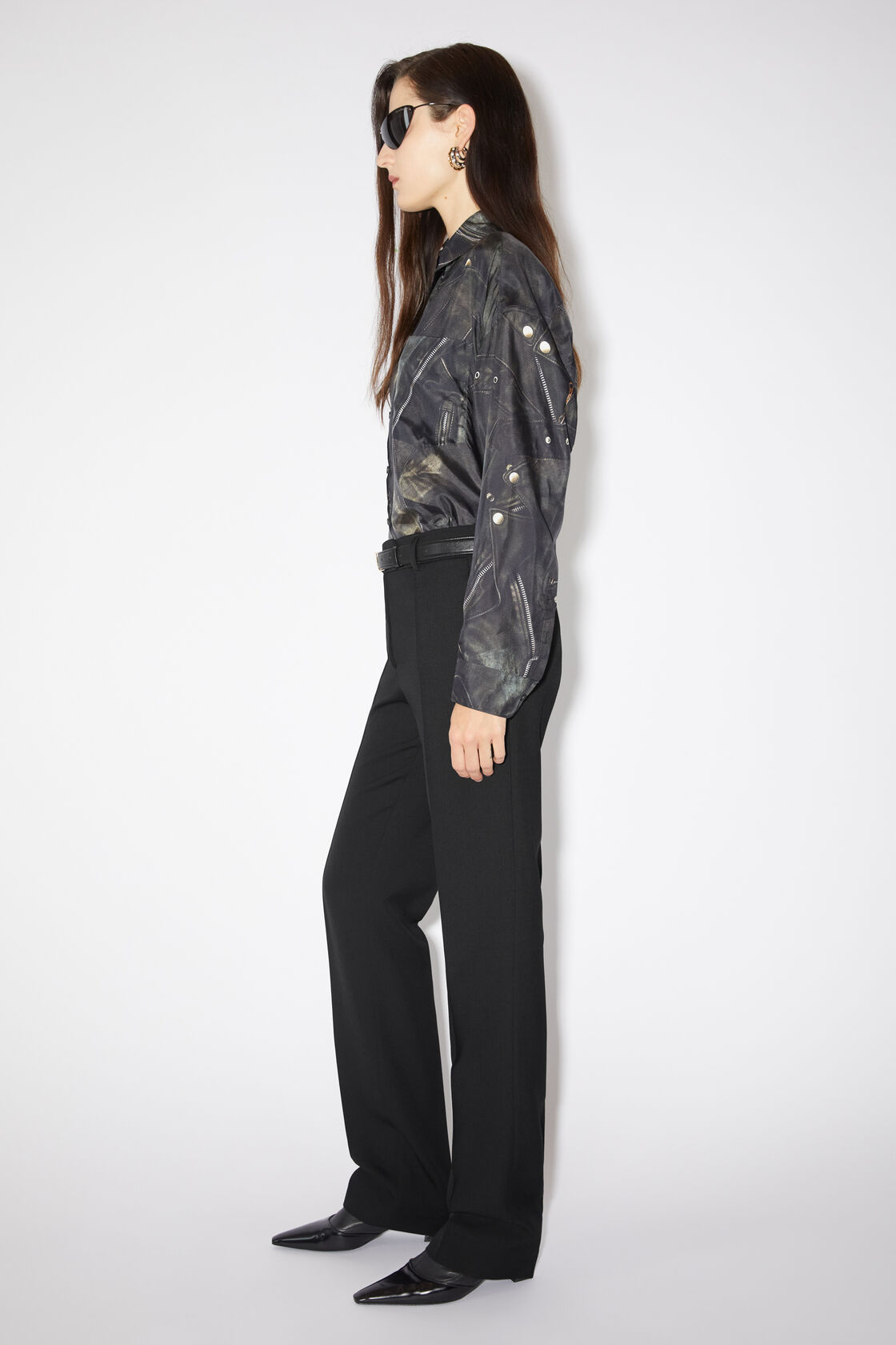 Narrow tailored trousers, Black, 2000x