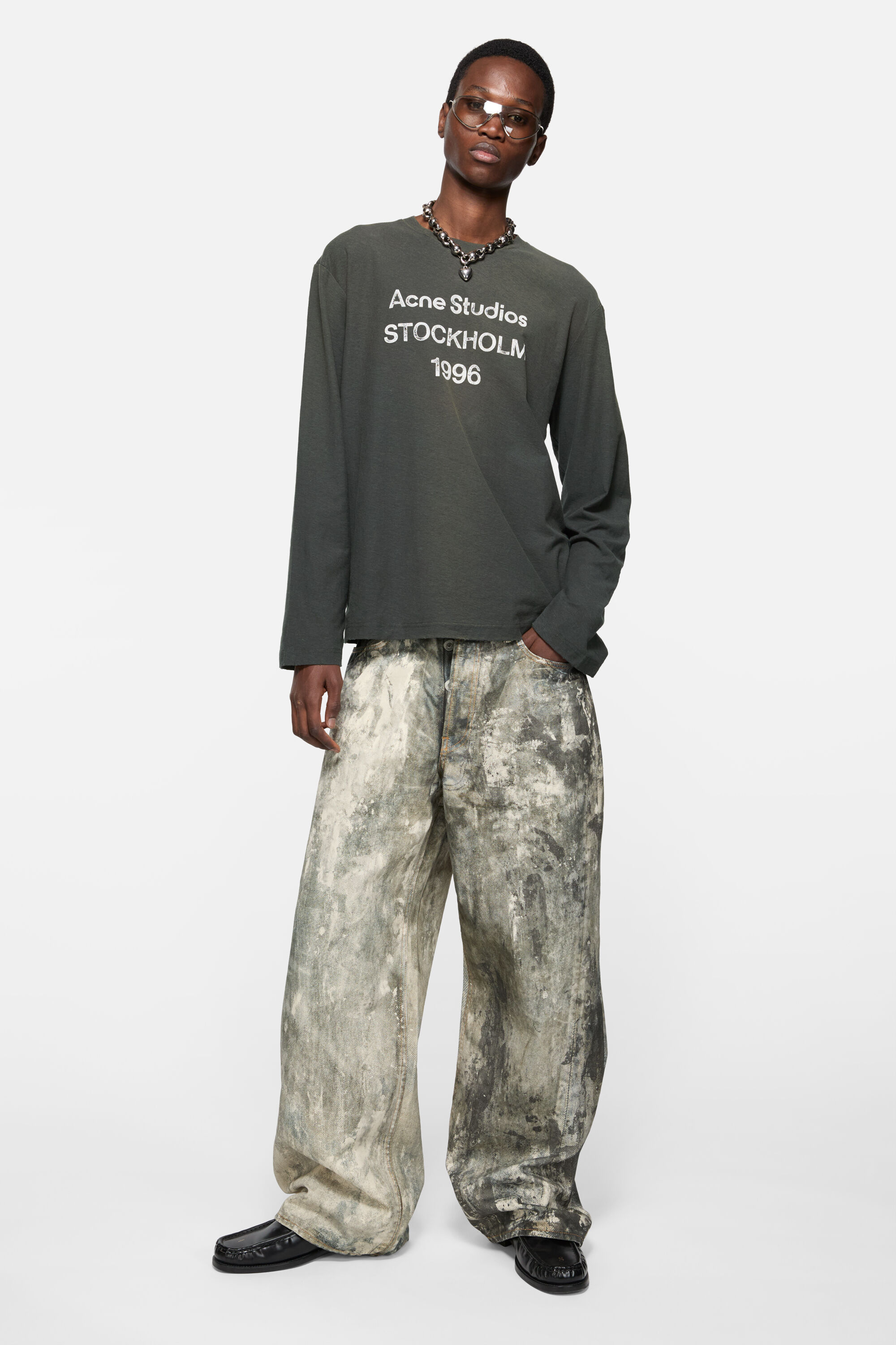Acne Studios - Logo t-shirt - Relaxed fit - Faded black