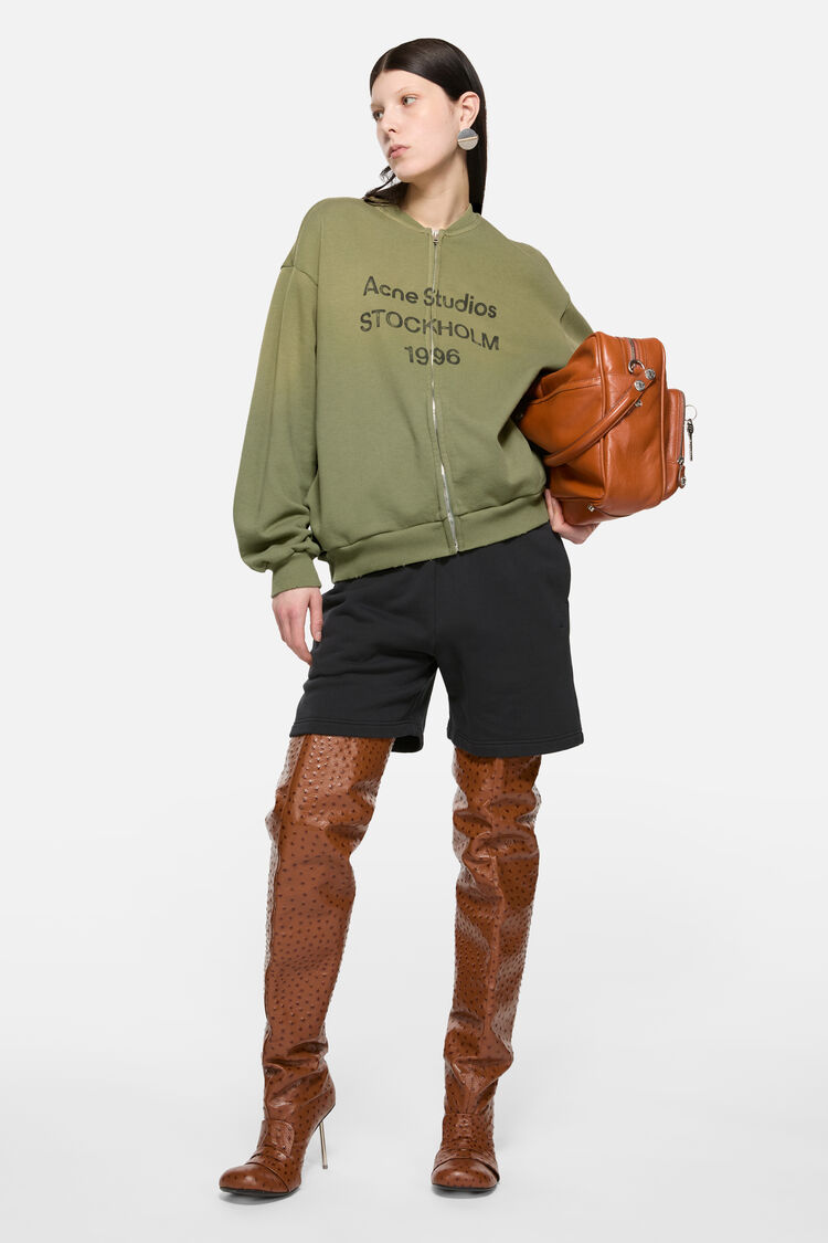 FN-UX-SWEA000052, 橄欖綠